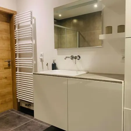 度假居 Maison En Plein Centre Avec Terrasse Et Jardin 维尔雅尔姆