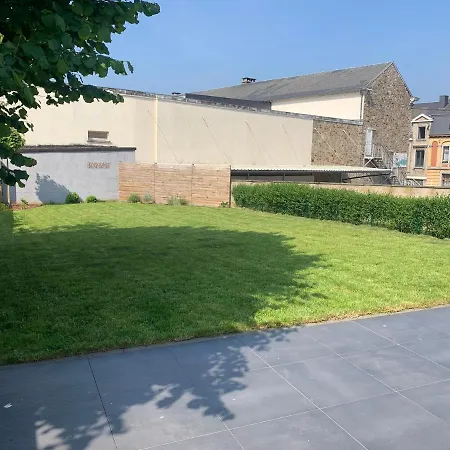 Maison En Plein Centre Avec Terrasse Et Jardin Holiday home *